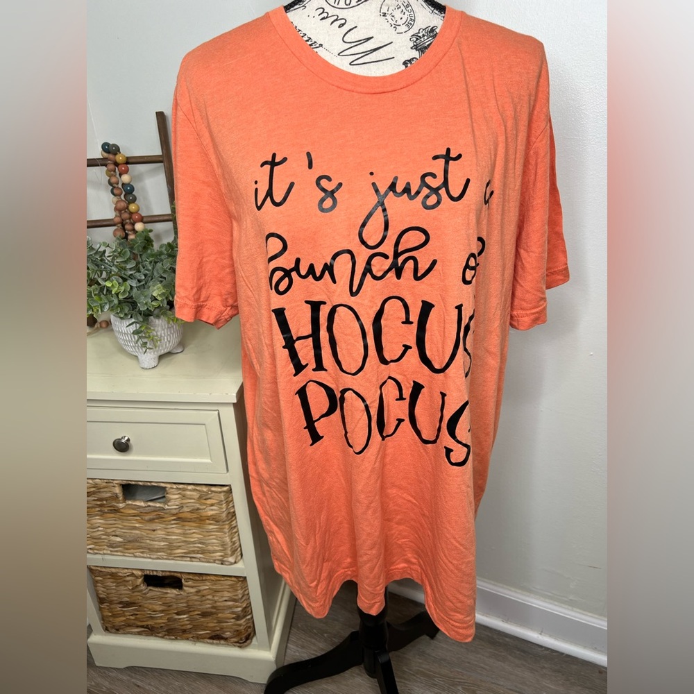 Bella Canvas “It’s just a bunch of HOCUS POCUS” Top